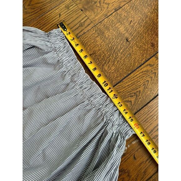 AMERICAN EAGLE OUTFITTERS Sz M Blue Pin Striped Top 3/4 Tie Sleeves Excellent - Picture 2 of 5